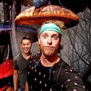 Meet your Posher, Joshua